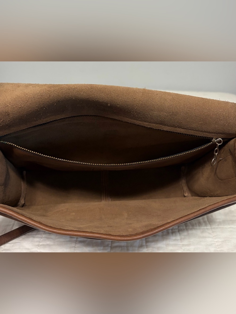 Vintage Coach Pocket Purse (#9755) Pre-1970s Mahogany Leather w/ Brass Turnlock - Picture 13 of 16